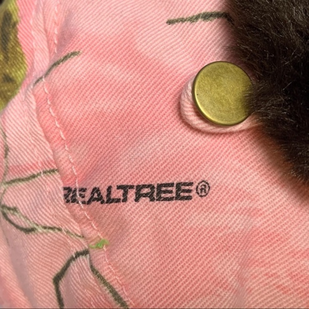 Realtree Paramount Outdoors pink/brown trapper hat - Picture 3 of 10